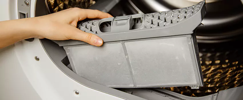 Signs Of A Clogged Dryer Lint Trap in Imperial, California